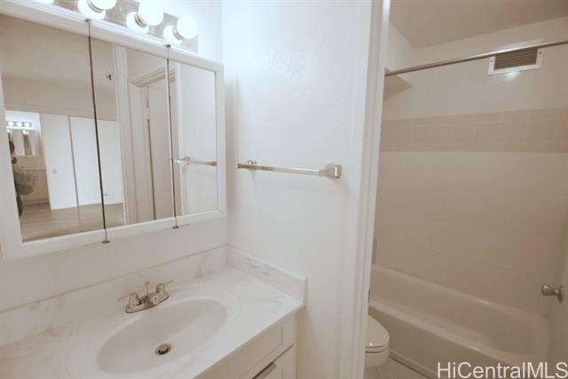 Photo #4: 202427026 Listing 